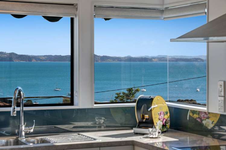 1038a Whangaparaoa Road Tindalls Beach_1