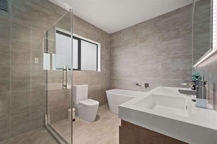 2 Madden Avenue Kumeu_11