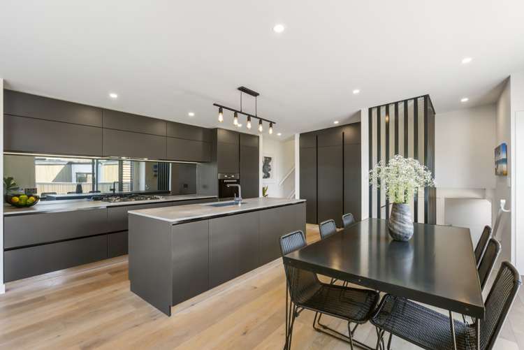 2/45 Kurahaupo Street Orakei_5