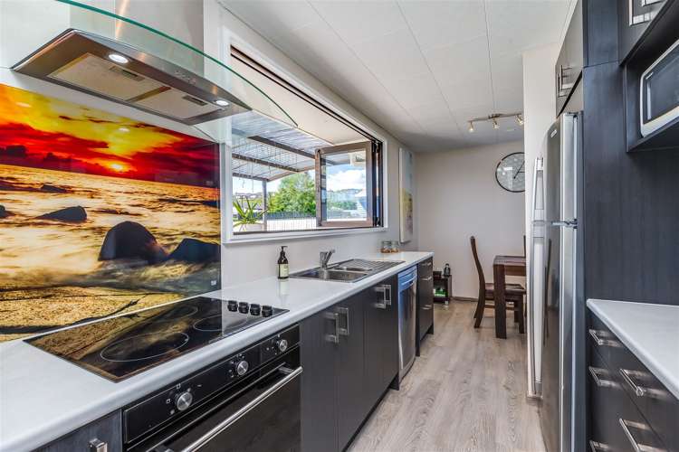 36 Heathdale Crescent Papakura_5