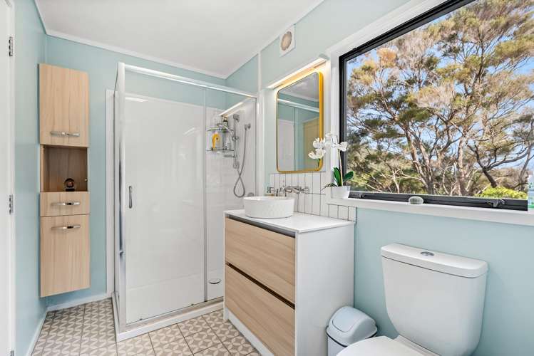 29 Tahunatapu Road Parua Bay_14