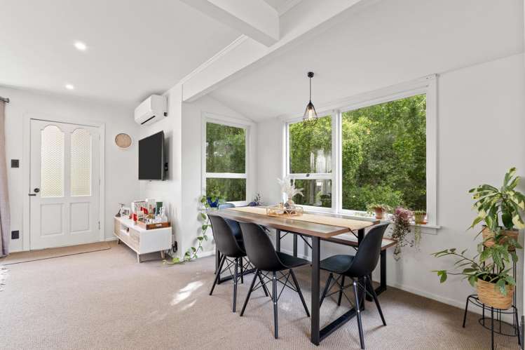 9a Esher Place Saint Martins_11