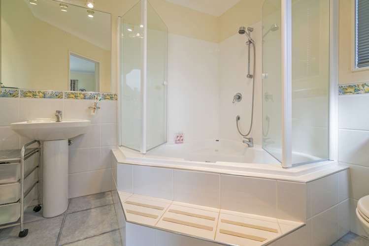 344 Waterways Parade Pauanui_12