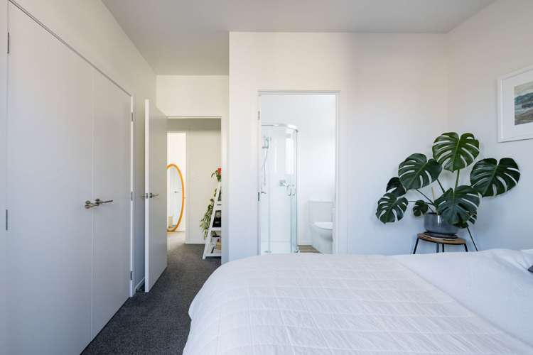 2/4 Duncan Road Saint Andrews_11