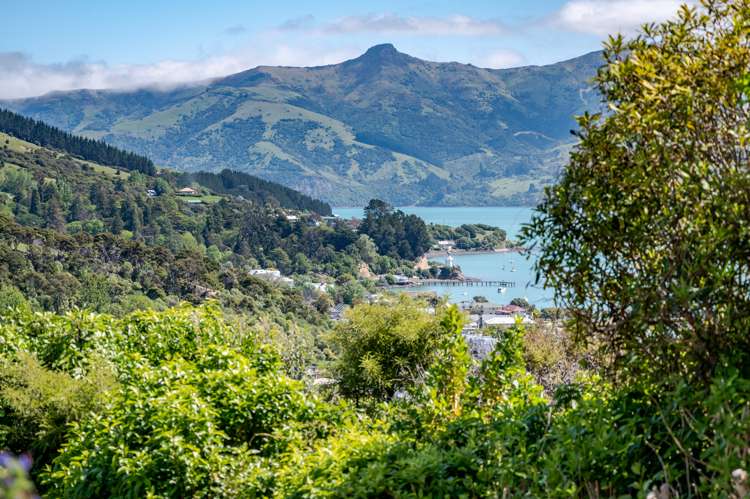 19 Settlers Hill Akaroa_23
