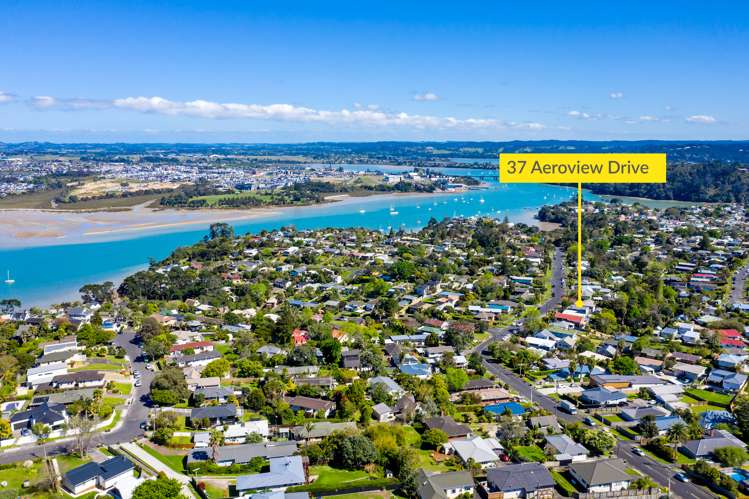 37 Aeroview Drive Beach Haven_17