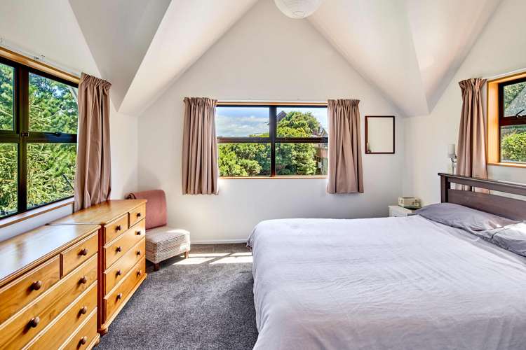 66 Leeward Drive Whitby_8