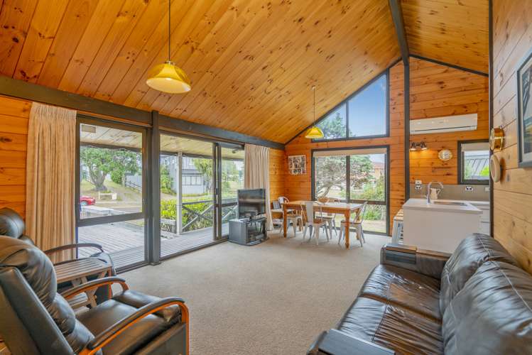 1 Jacksons Clm Pauanui_5