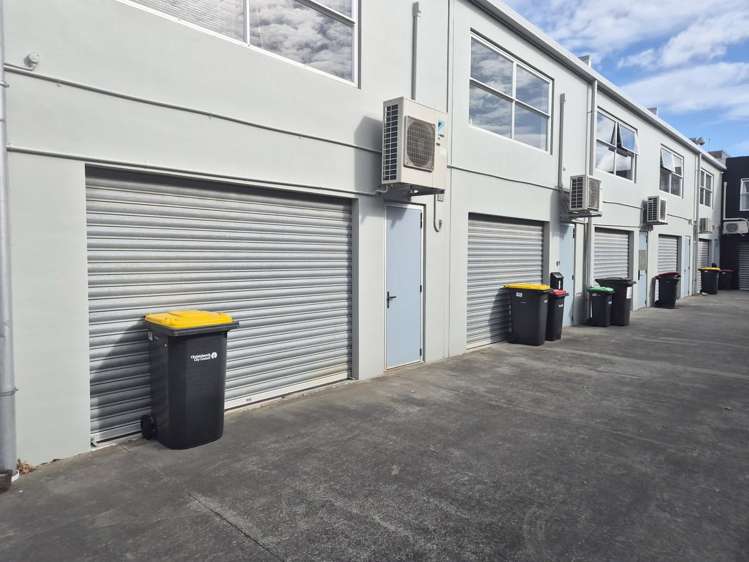 7&9/31 Stevens Street Waltham_9