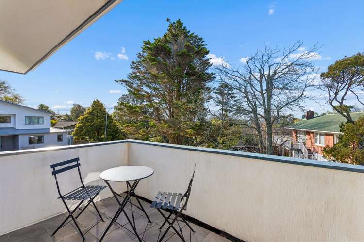 1 Havelle Avenue Titirangi_12
