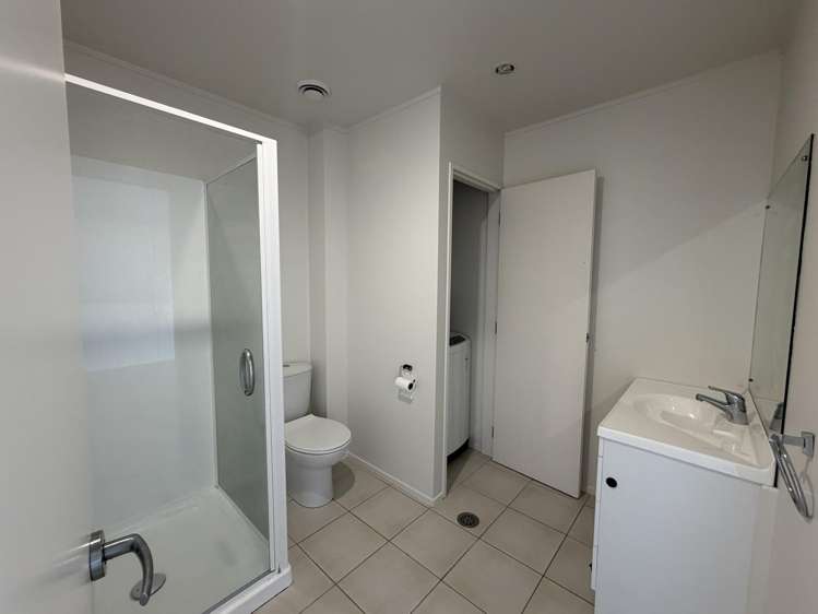 14/15 Bishop Lenihan Place East Tamaki_9