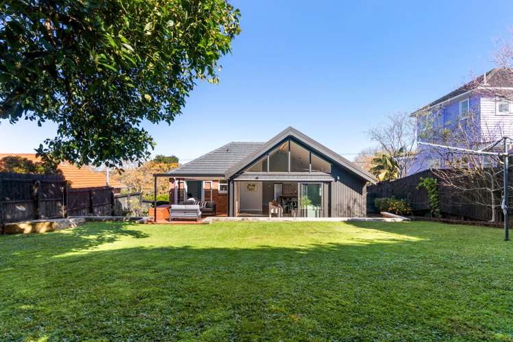 109 Owairaka Avenue Mount Albert_22