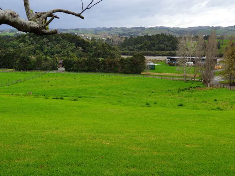 91 Jumna Road Maungaturoto_15