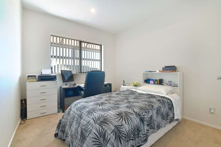 21 Woodridge Drive Stanmore Bay_10