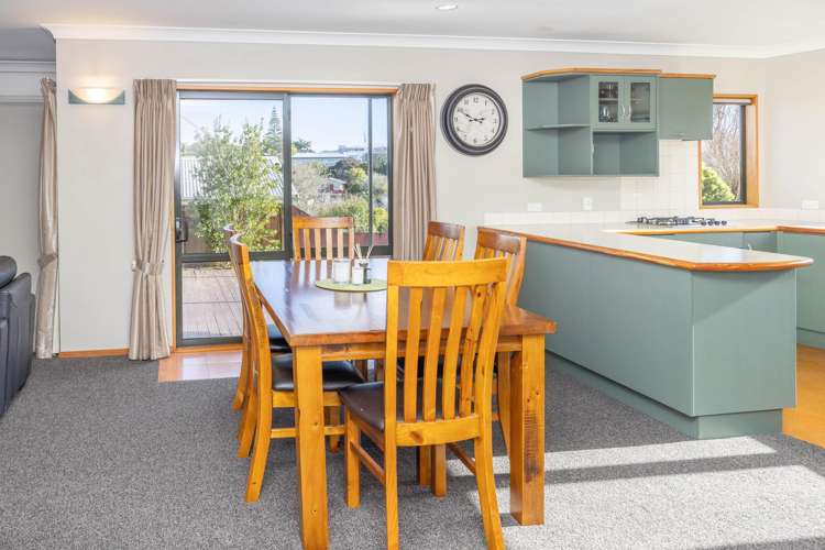 1 Sunnyhills Avenue Glenview_37