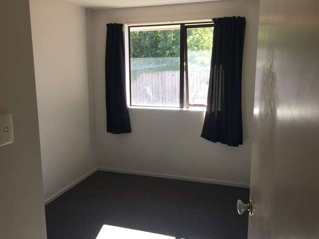 2/25 Owens Terrace Upper Riccarton_4