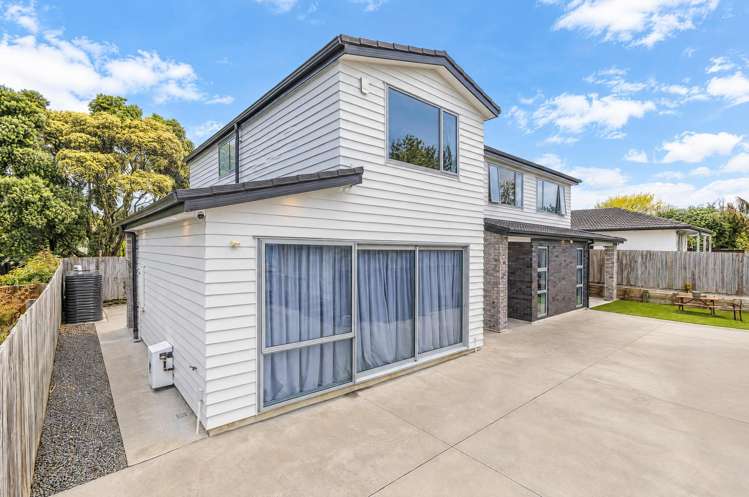 54A Meadway Sunnyhills_31
