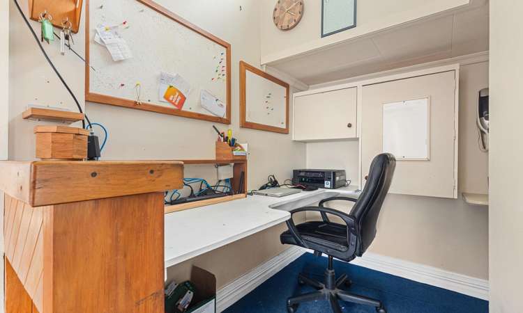 10 North Street Mokau_15