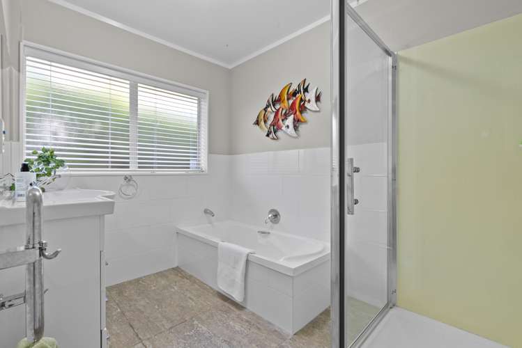 13 Kuripaka Crescent The Gardens_19