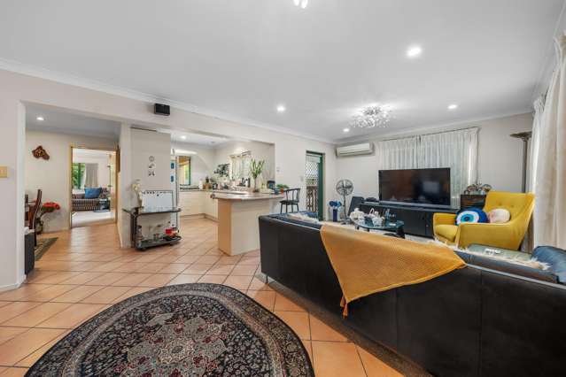 35 & 35A Fruitvale Road New Lynn_4
