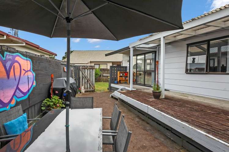 12 Kentucky Crescent Nawton_12