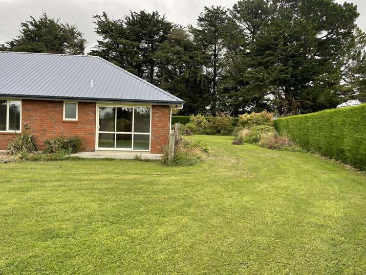 638 Paterson Road Waimumu_13