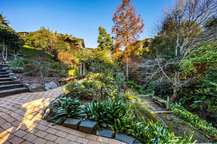 33 Chamari Close Titirangi_2