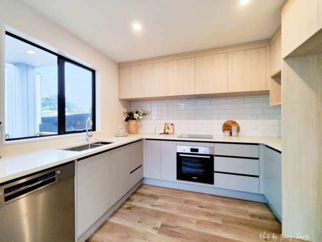 A/50 Sherwood Avenue Te Atatu South_2