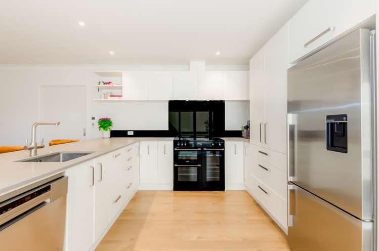 84 Mazengarb Road Paraparaumu Beach_9