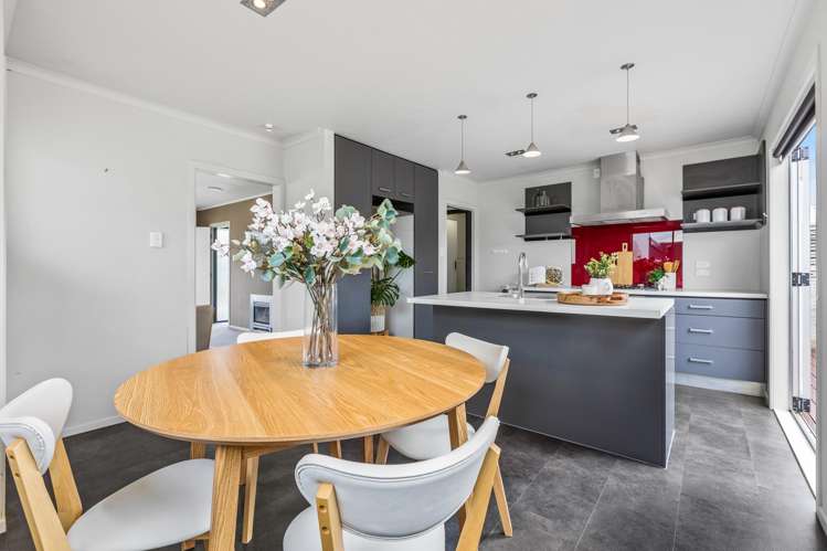 27 Rospeath Crescent Spotswood_10