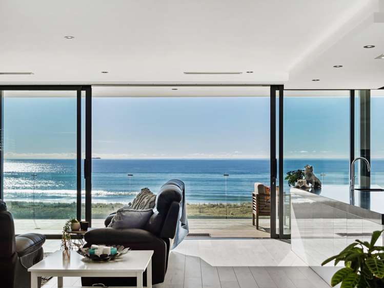 207 Papamoa Beach Road_0