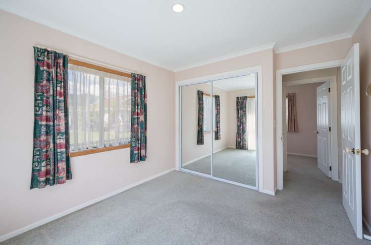 10 Birchwood Grove Richmond_8