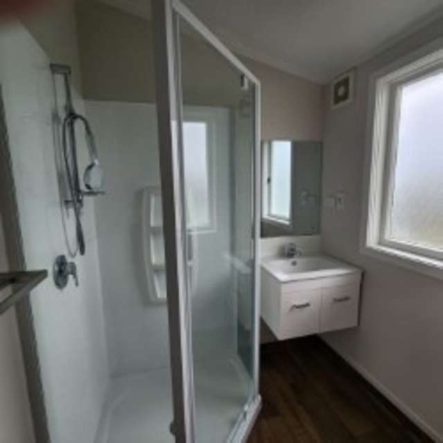 22 Devon Crescent 10985_3