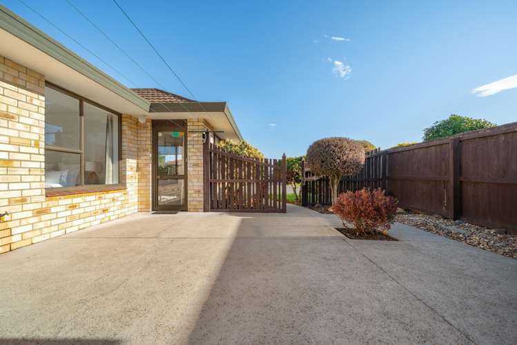1/1 Iona Place Sockburn_14