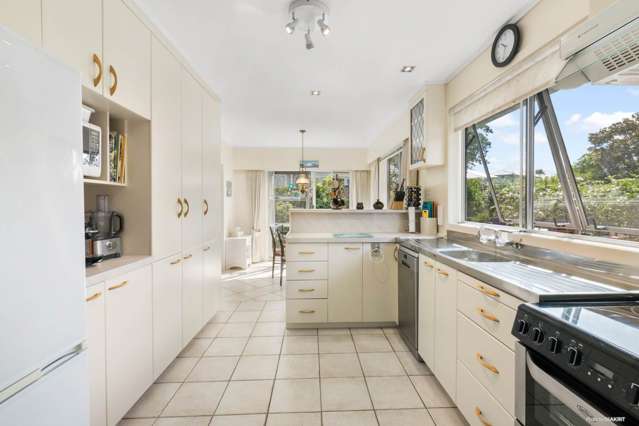 35 Galsworthy Place Bucklands Beach_3