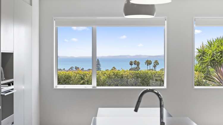 89d William Bayes Place Red Beach_5