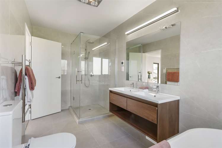 39 Lisnoble Road Flat Bush_35