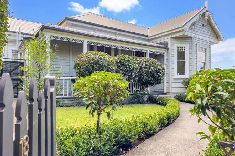 18 Cornwall Park Avenue Epsom_18