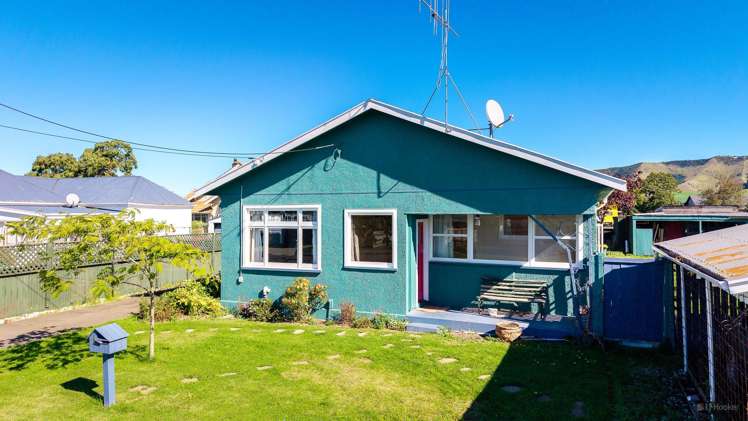 1 Maude Street Waimate_18
