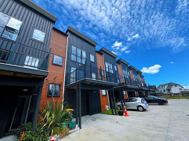 3D/183 Knighton Road_0