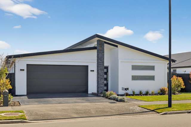 Modern Living with Exceptional Outdoor Flow!