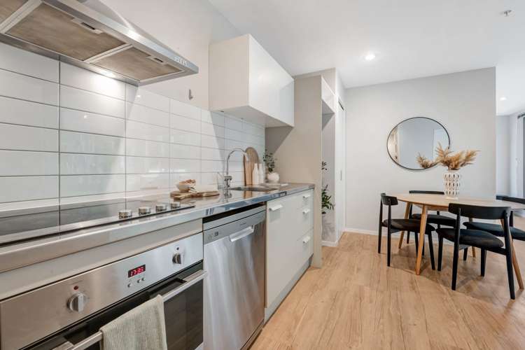 308/19 Bute Road Browns Bay_11