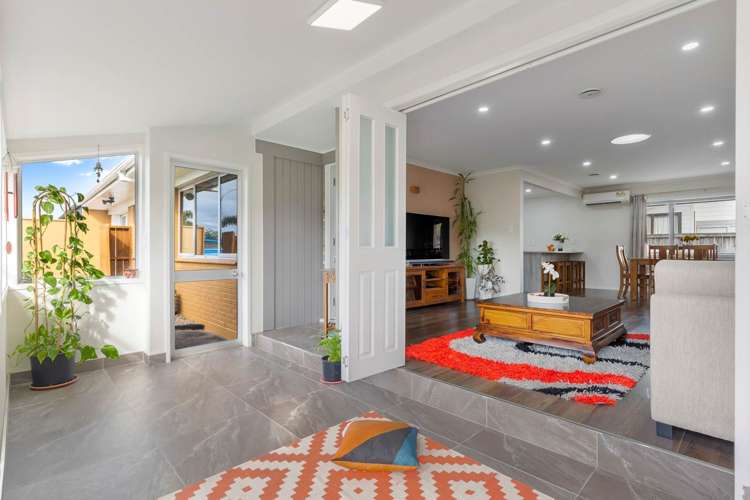 2/15 Vivian Wilson Drive Eastern Beach_7