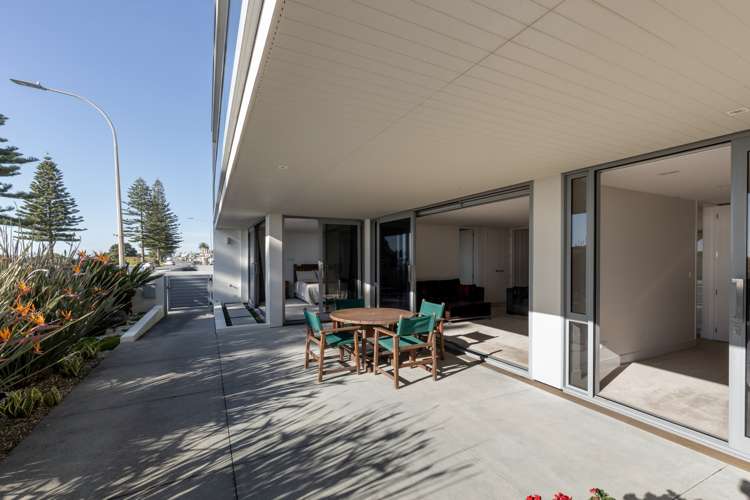 81 Marine Parade Mount Maunganui_23