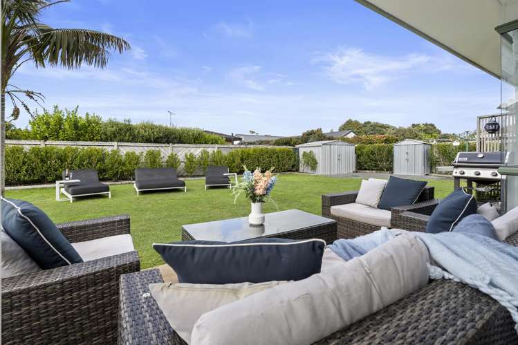 22 Lakeside Drive Orewa_10