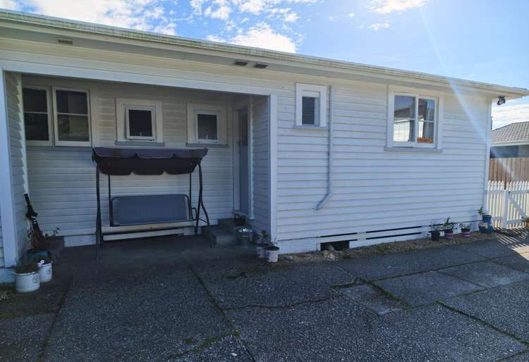 230 Sewell Street Hokitika_17