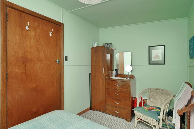 84 Pacific Drive Southbridge_9