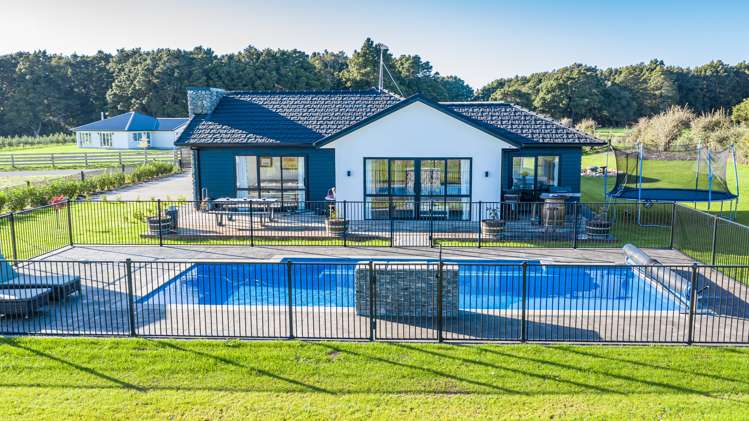 63 Ohau Gravels Way Ohau_14