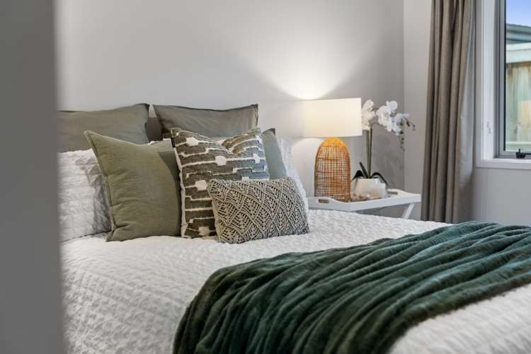 54 Awataha Crescent Pyes Pa_8