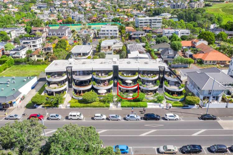 2/45 Tamaki Drive Mission Bay_3